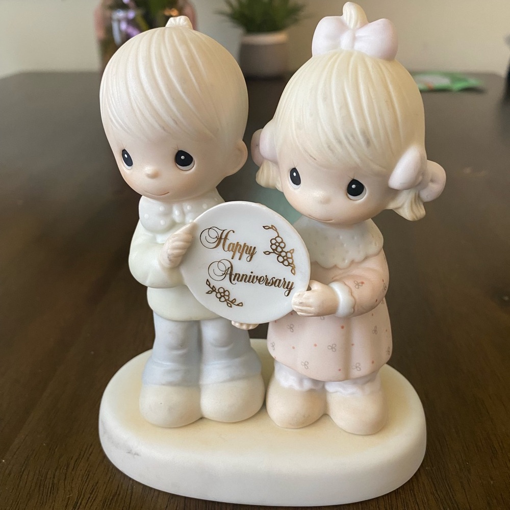 Precious Moments 2003 Ceramic Couple Figurine in Cream and Pale Pink